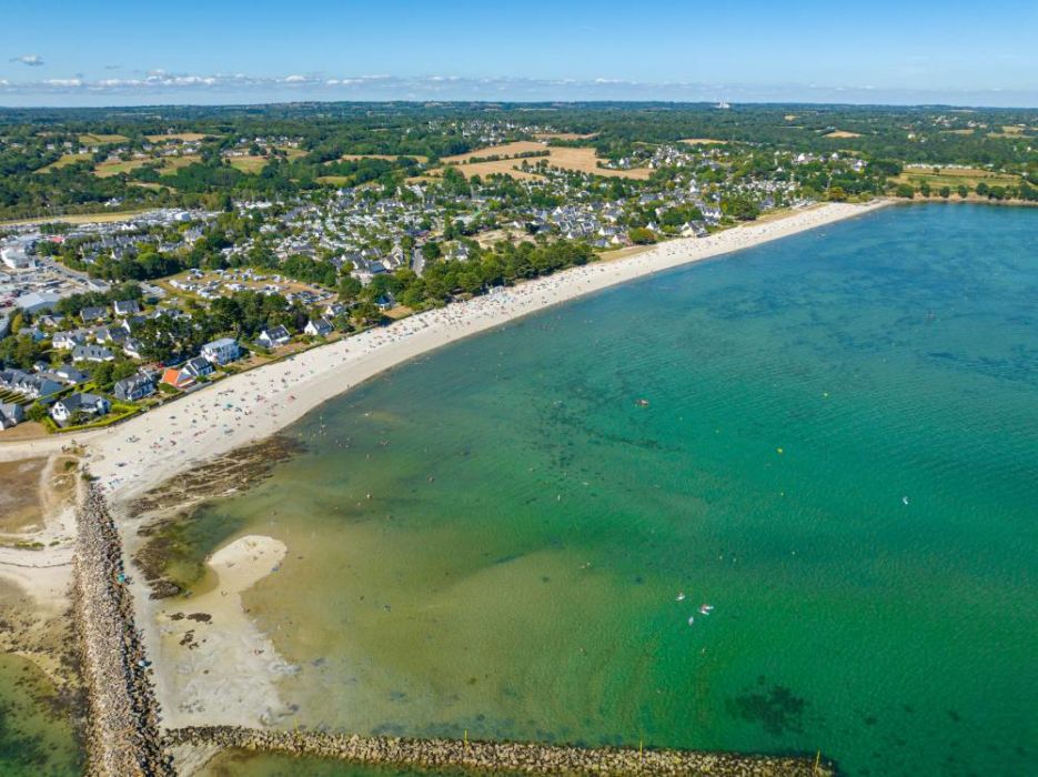 Vue aérienne de la plage de Kerleven